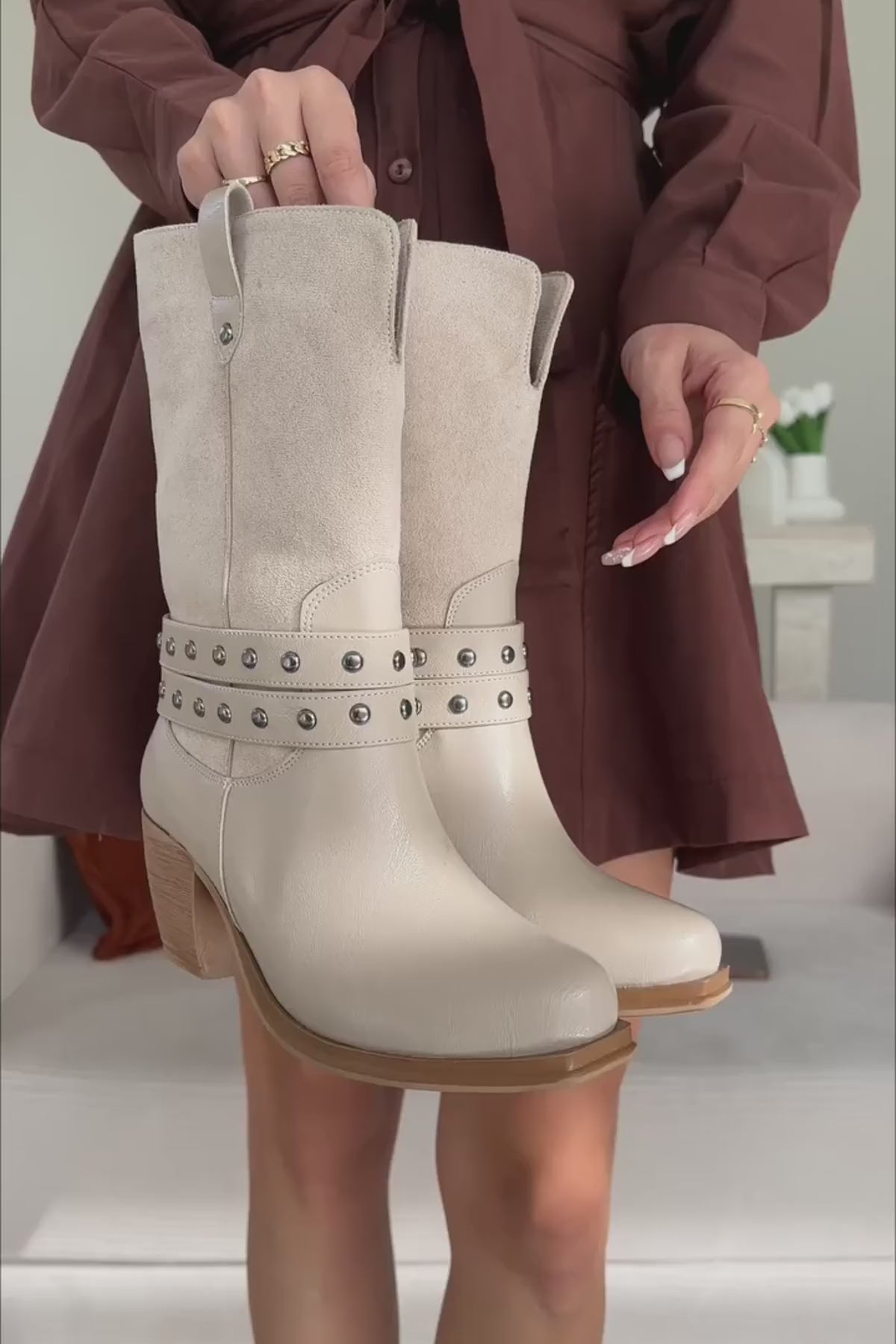 Catrin Bej Zımba Detaylı Topuklu Kadın Çizme