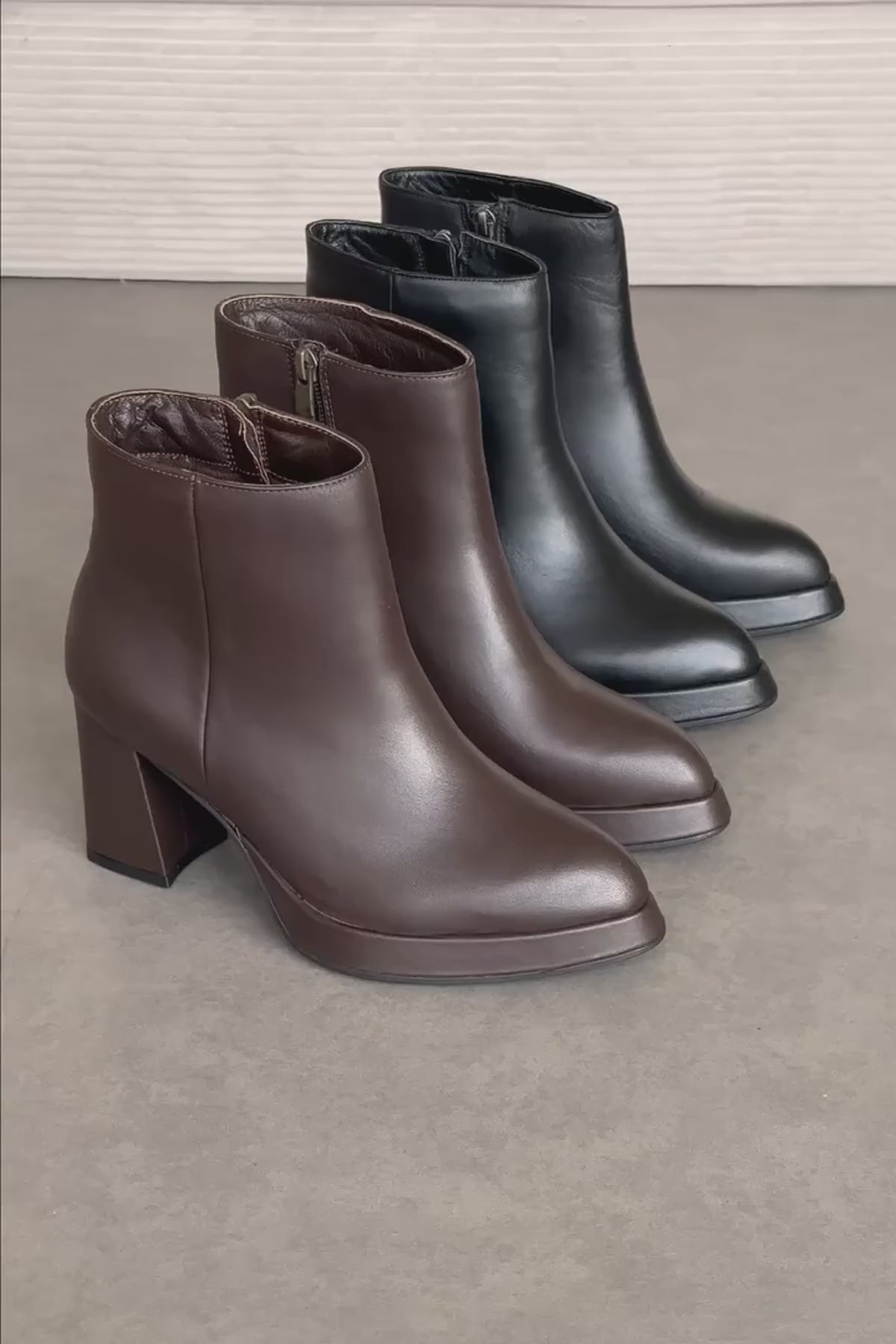 Gaby Hakiki Deri Siyah Platform Topuklu Kadın Bot