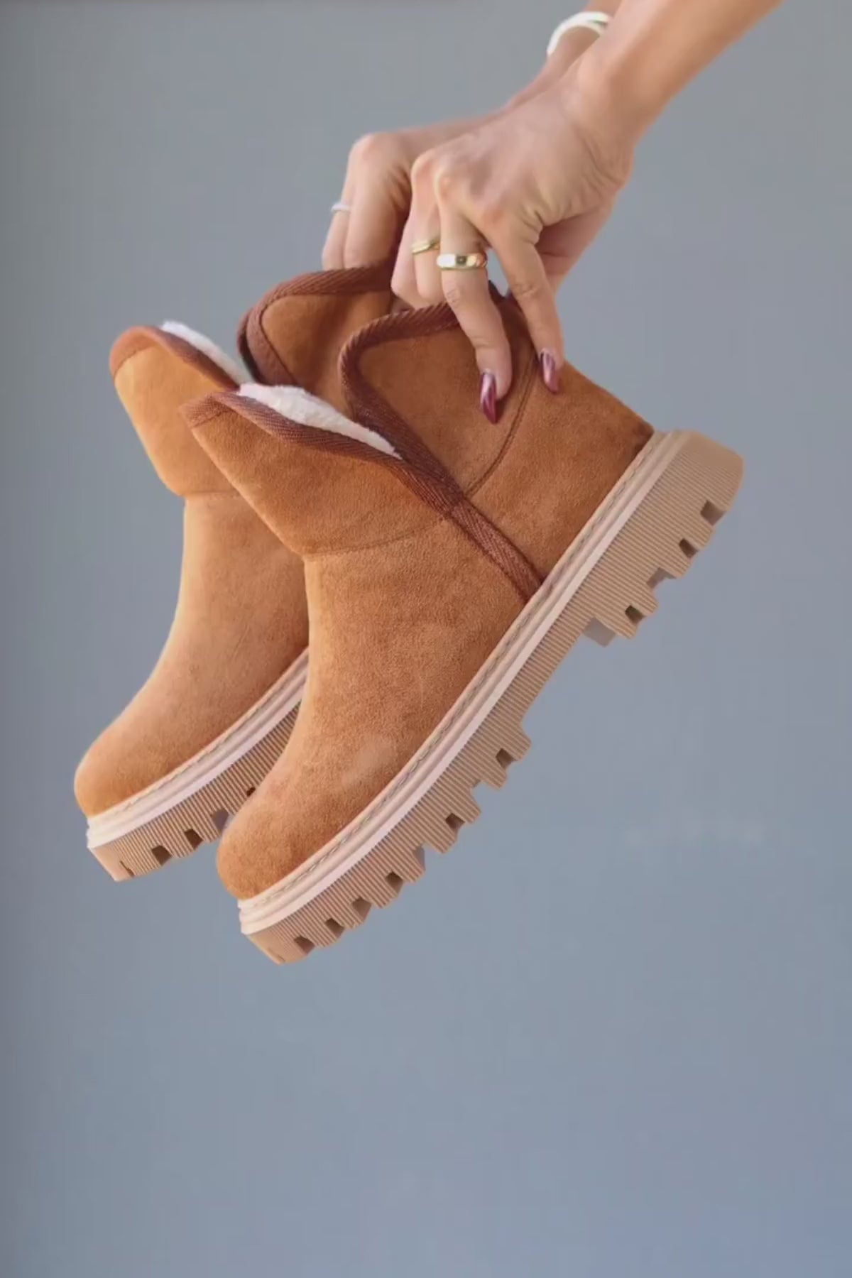 Aniitta Taba Süet Kürklü Kısa Bot